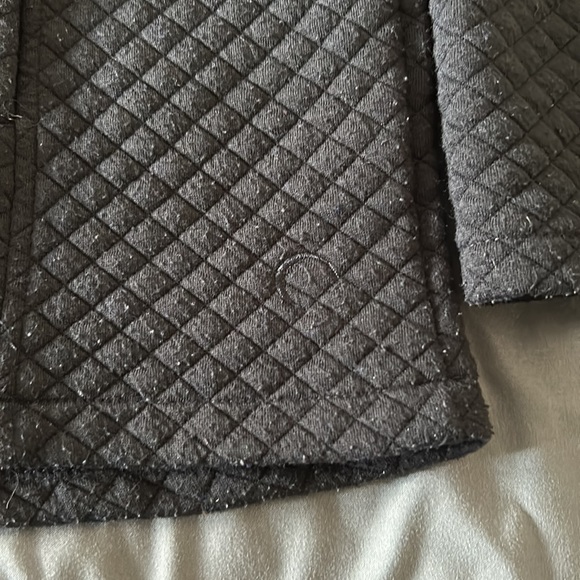 Zyia Hoody - Picture 2 of 11